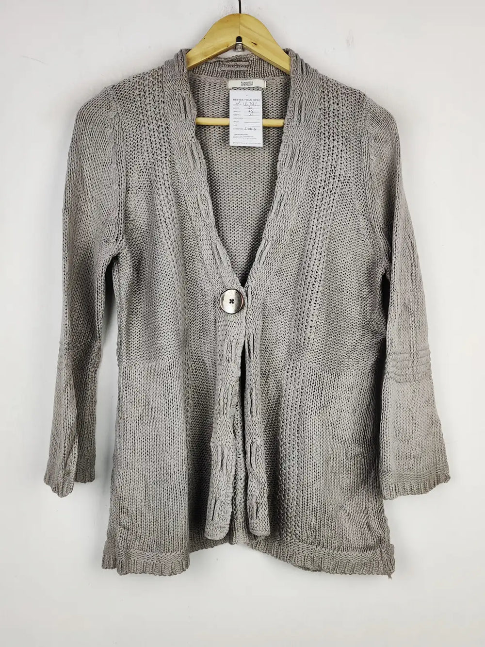 Buy online pre-used pre-loved 100% authentic & Original branded Marks & Spencer (LS-16791) available in Pakistan. Top international brands avilable.