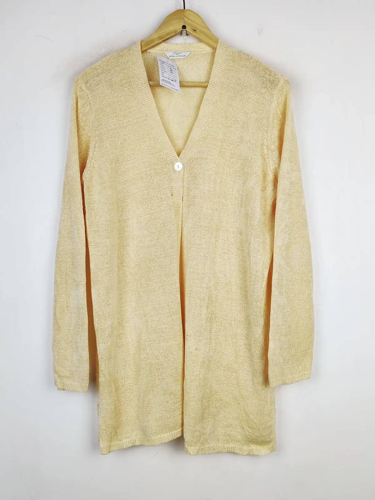 Buy online pre-used pre-loved 100% authentic & Original branded Marks & Spencer (LS-16796) available in Pakistan. Top international brands avilable.