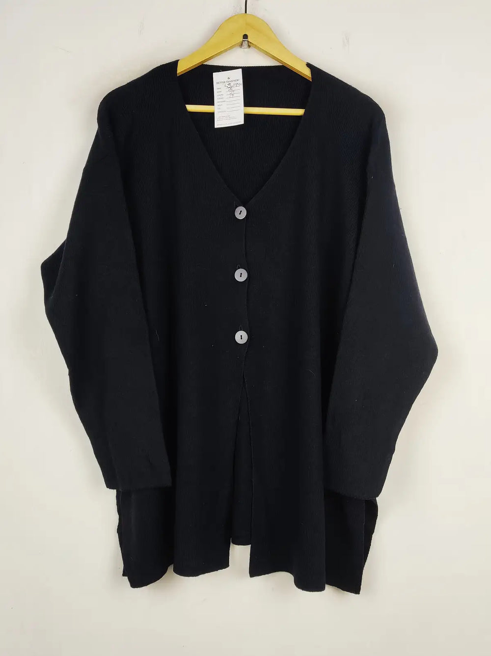 Buy online pre-used pre-loved 100% authentic & Original branded Marks & Spencer (LS-16844) available in Pakistan. Top international brands avilable.