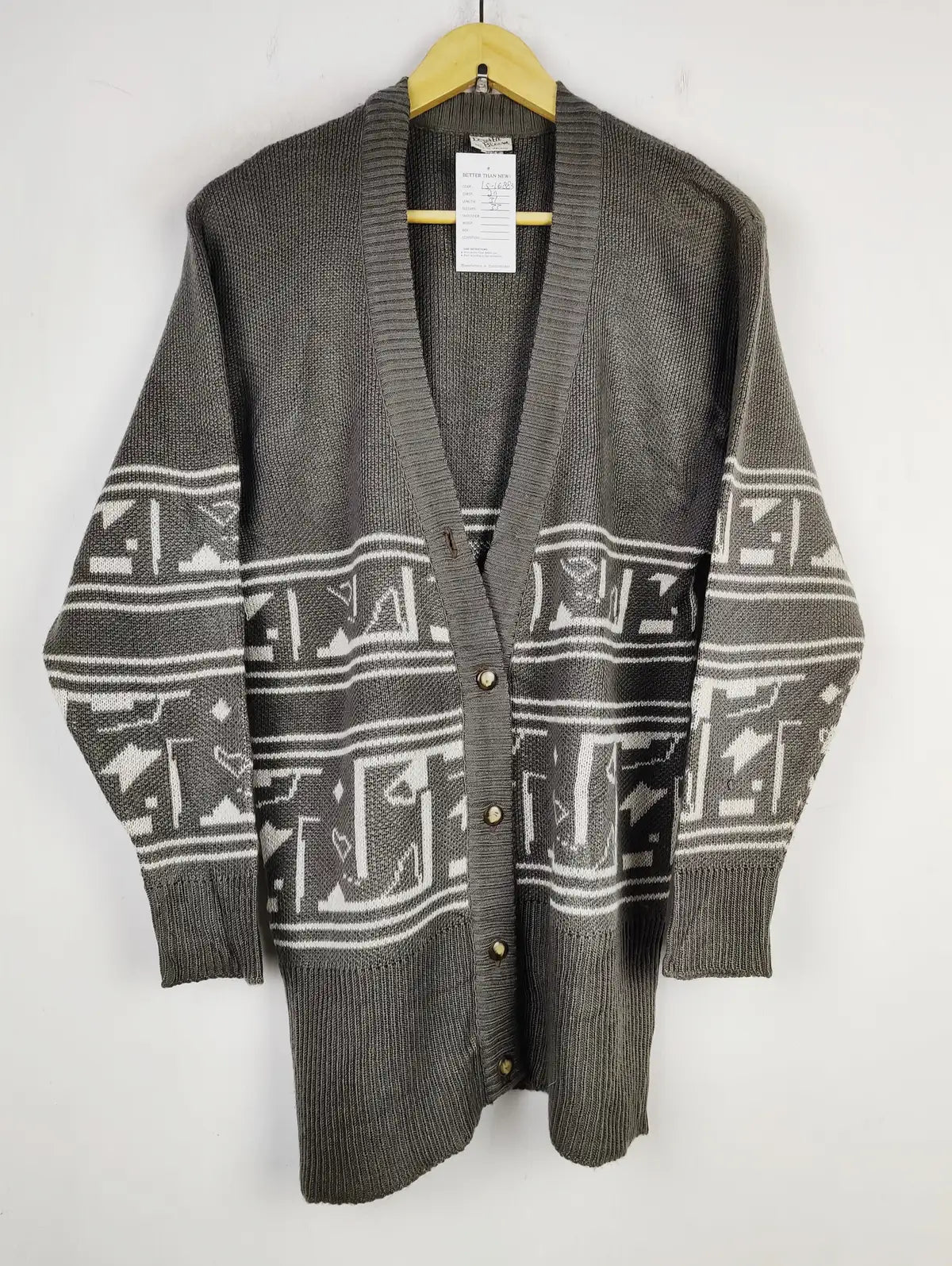 Buy online pre-used pre-loved 100% authentic & Original branded Loretta Bloom (LS-16883) available in Pakistan. Top international brands avilable.