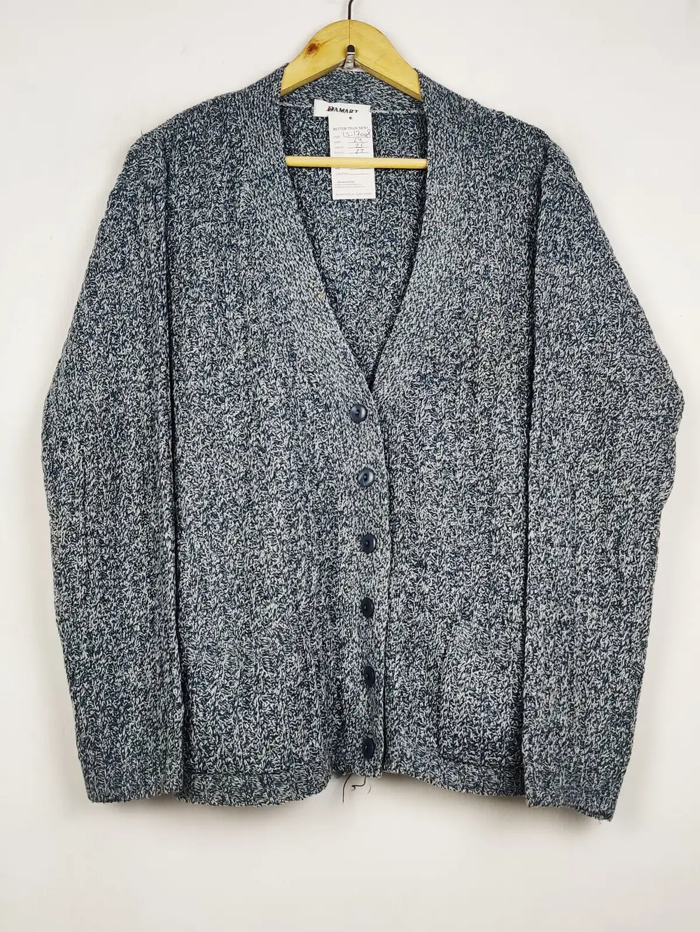 Buy online pre-used pre-loved 100% authentic & Original branded Damart (LS-17008) available in Pakistan. Top international brands avilable.