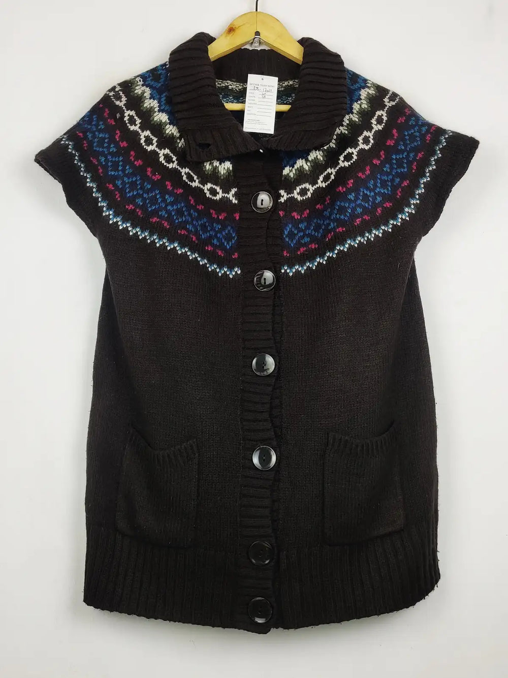 Buy online pre-used pre-loved 100% authentic & Original branded Limited (LS-17011) available in Pakistan. Top international brands avilable.