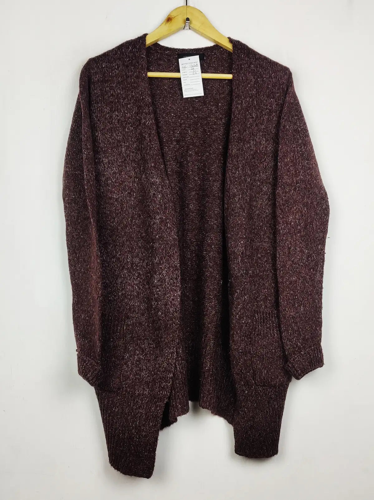 Buy online pre-used pre-loved 100% authentic & Original branded Atmosphere (LS-17028) available in Pakistan. Top international brands avilable.