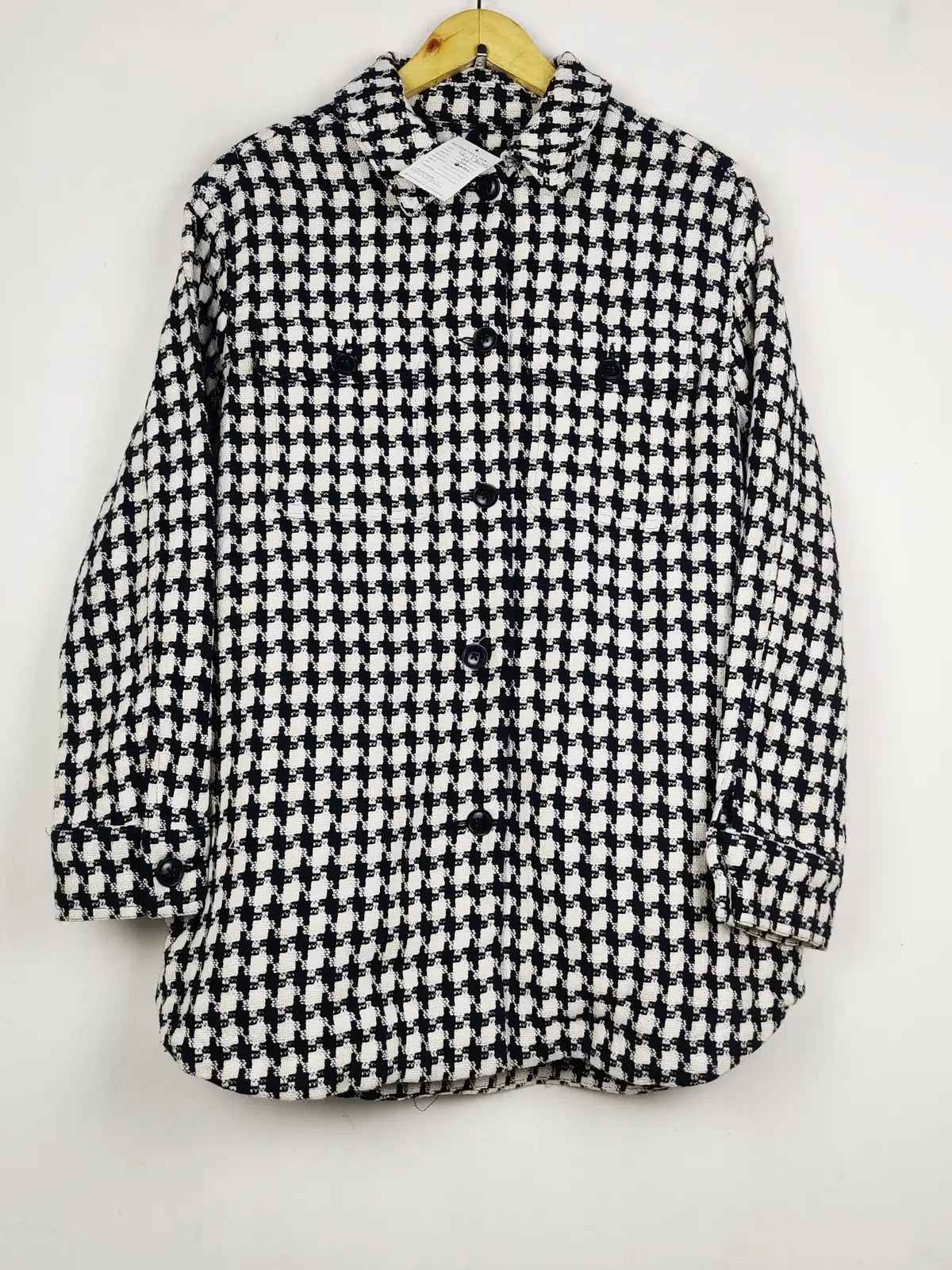 Buy online pre-used pre-loved 100% authentic & Original branded Marks & Spencer (LS-17035) available in Pakistan. Top international brands avilable.