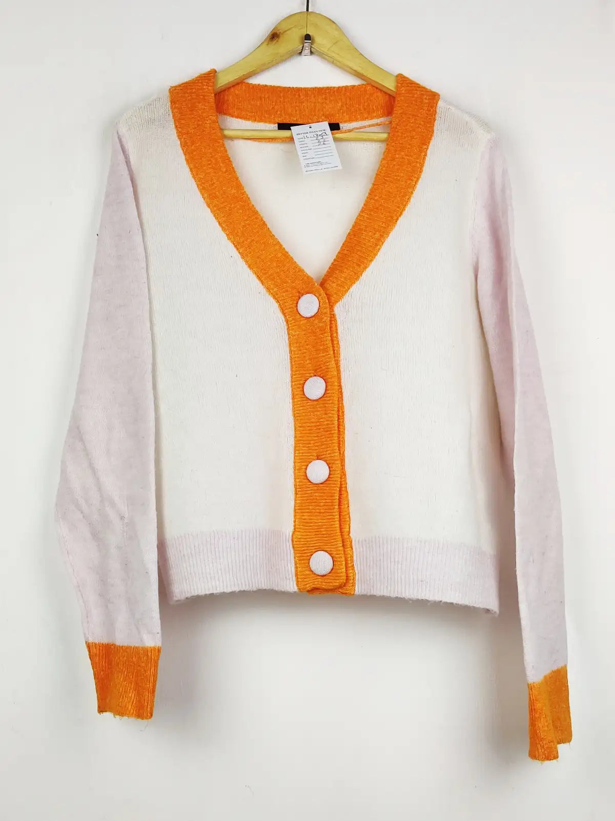 Buy online pre-used pre-loved 100% authentic & Original branded Vero Moda (LS-17051) available in Pakistan. Top international brands avilable.