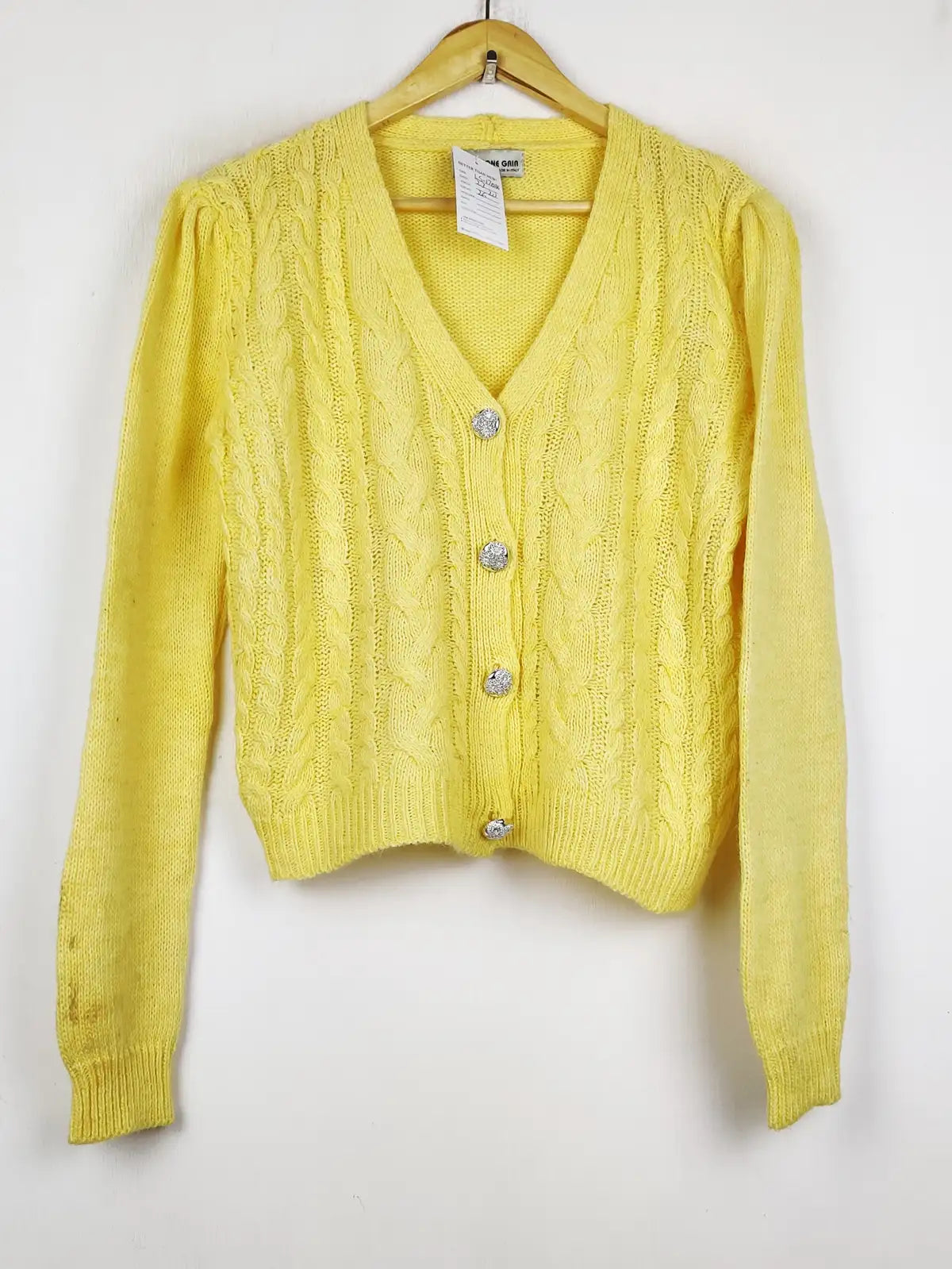 Buy online pre-used pre-loved 100% authentic & Original branded Collezione (LS-17086) available in Pakistan. Top international brands avilable.