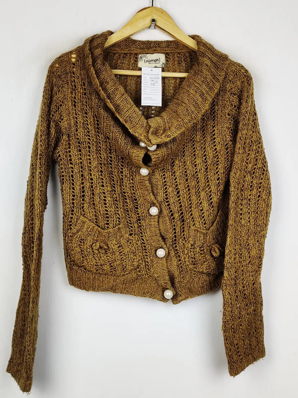 Buy online pre-used pre-loved 100% authentic & Original branded Numph (LS-17114) available in Pakistan. Top international brands avilable.