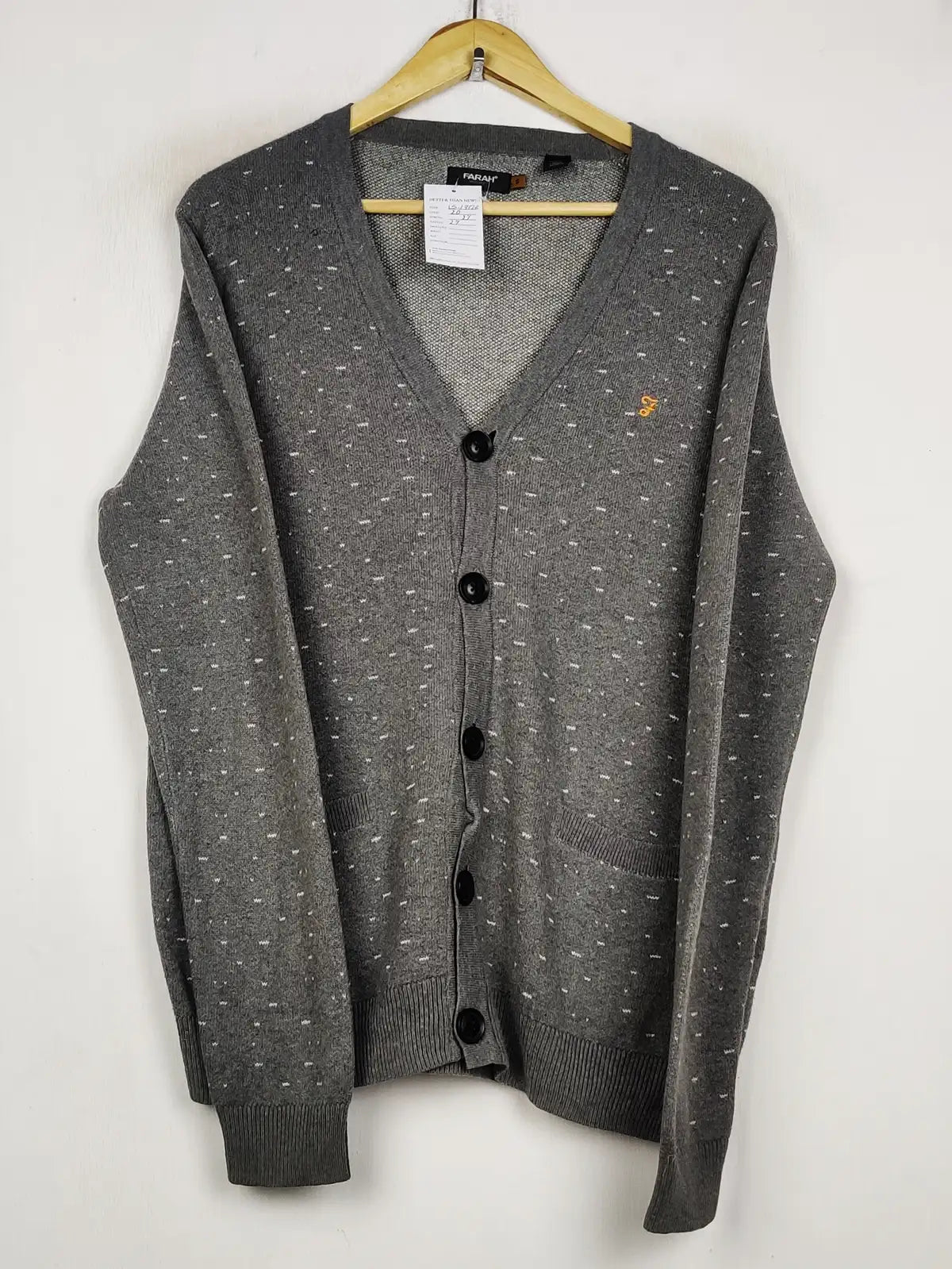 Buy online pre-used pre-loved 100% authentic & Original branded Farah Vintage (LS-17126) available in Pakistan. Top international brands avilable.