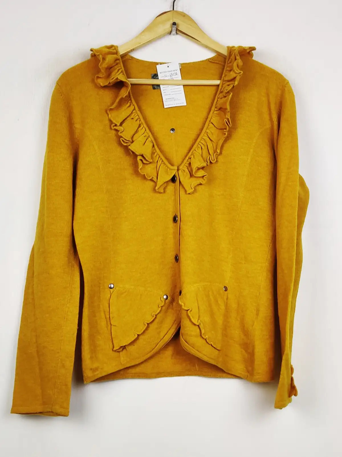 Buy online pre-used pre-loved 100% authentic & Original branded Unknown Brand (LS-17131) available in Pakistan. Top international brands avilable.