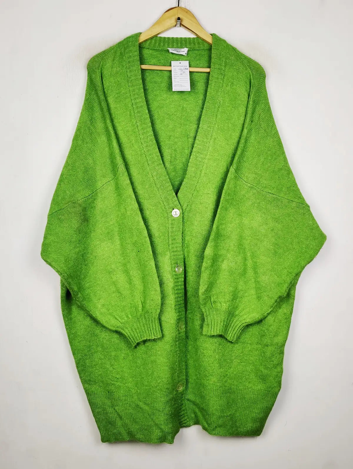 Buy online pre-used pre-loved 100% authentic & Original branded Cotton Candy (LS-17141) available in Pakistan. Top international brands avilable.