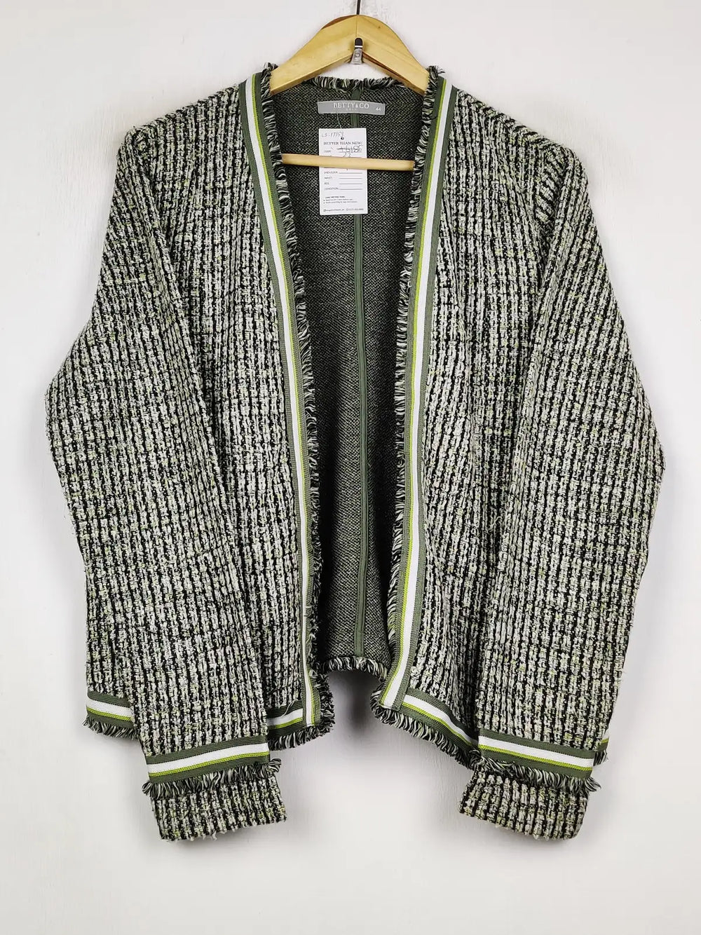 Buy online pre-used pre-loved 100% authentic & Original branded Betty & Co (LS-17153) available in Pakistan. Top international brands avilable.
