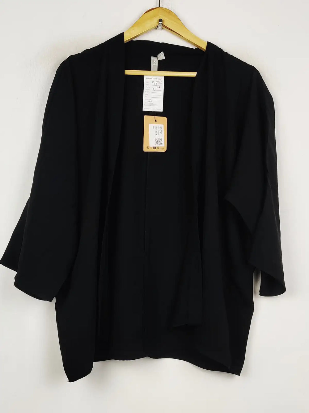 Buy online pre-used pre-loved 100% authentic & Original branded Asos (LS-17157) available in Pakistan. Top international brands avilable.