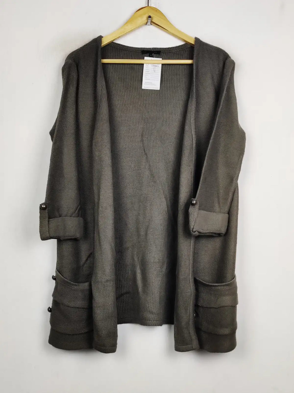 Buy online pre-used pre-loved 100% authentic & Original branded River Island (LS-17162) available in Pakistan. Top international brands avilable.