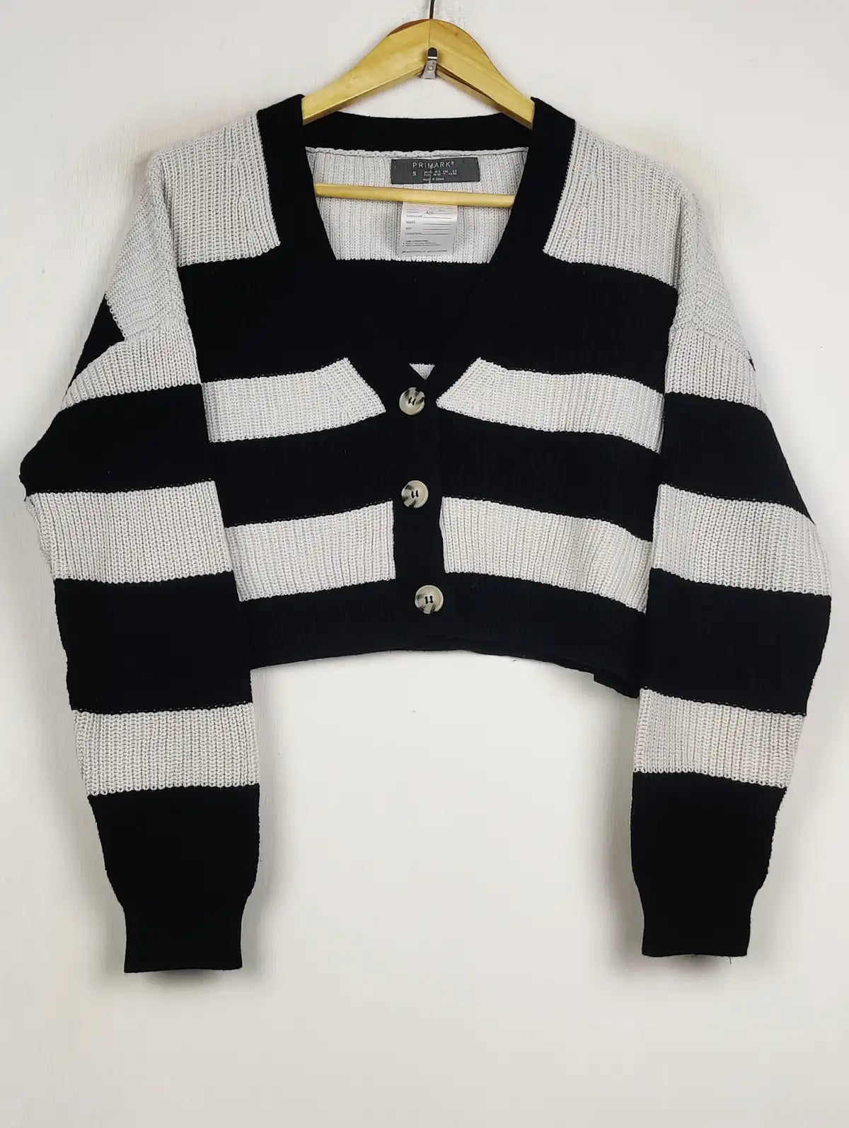 Buy online pre-used pre-loved 100% authentic & Original branded Sixth Sense (LS-17166) available in Pakistan. Top international brands avilable.