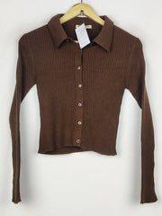Buy online pre-used pre-loved 100% authentic & Original branded Pull & Bear (LS-17196) available in Pakistan. Top international brands avilable.