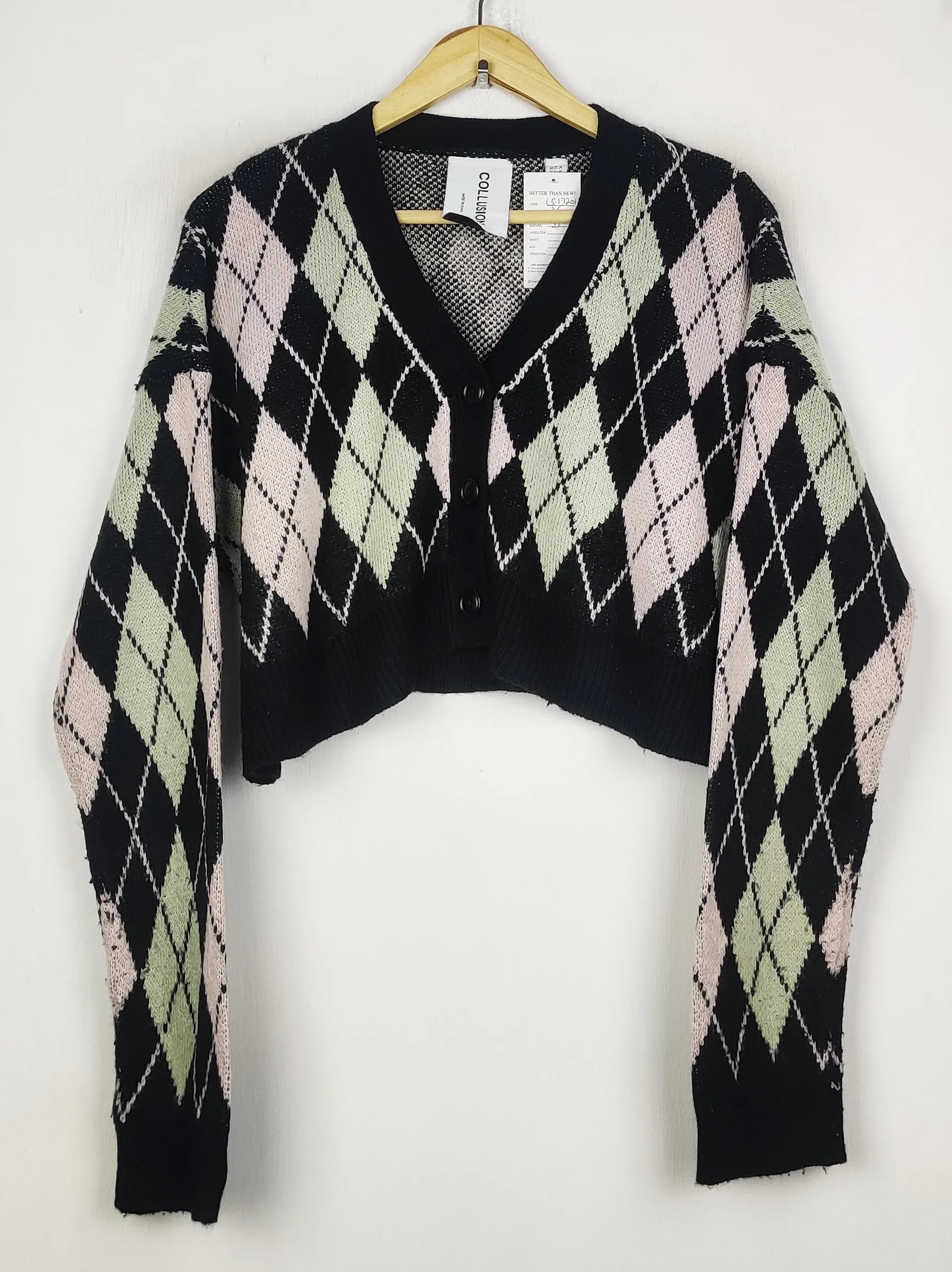 Buy online pre-used pre-loved 100% authentic & Original branded Collusion (LS-17201) available in Pakistan. Top international brands avilable.