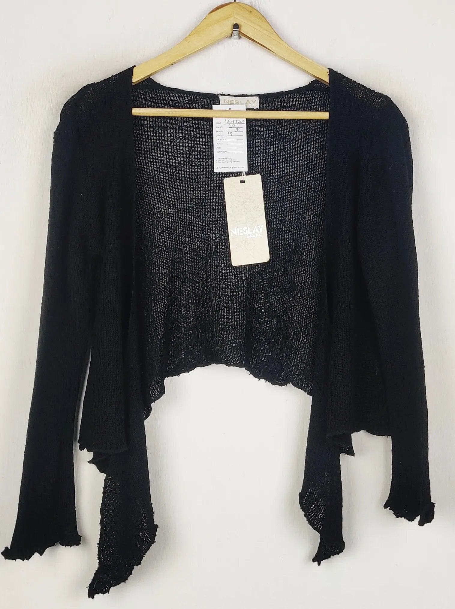 Buy online pre-used pre-loved 100% authentic & Original branded Neslay (LS-17202) available in Pakistan. Top international brands avilable.