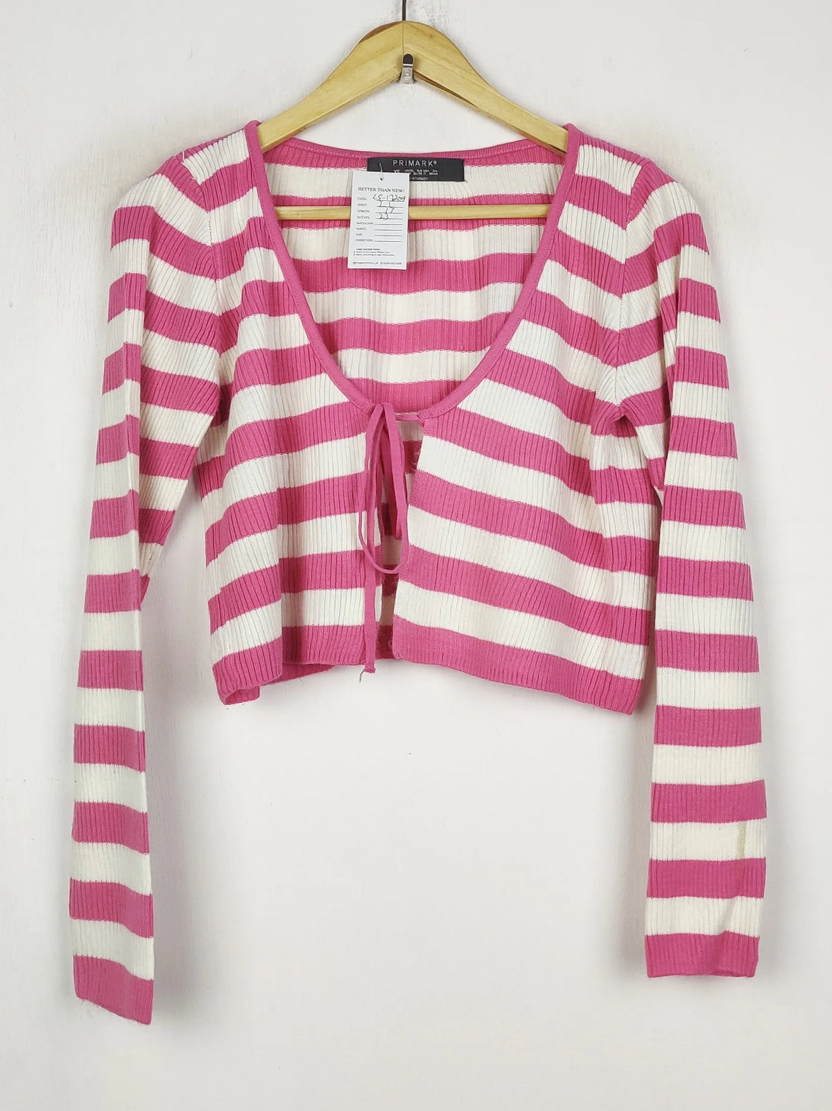 Buy online pre-used pre-loved 100% authentic & Original branded Primark (LS-17209) available in Pakistan. Top international brands avilable.
