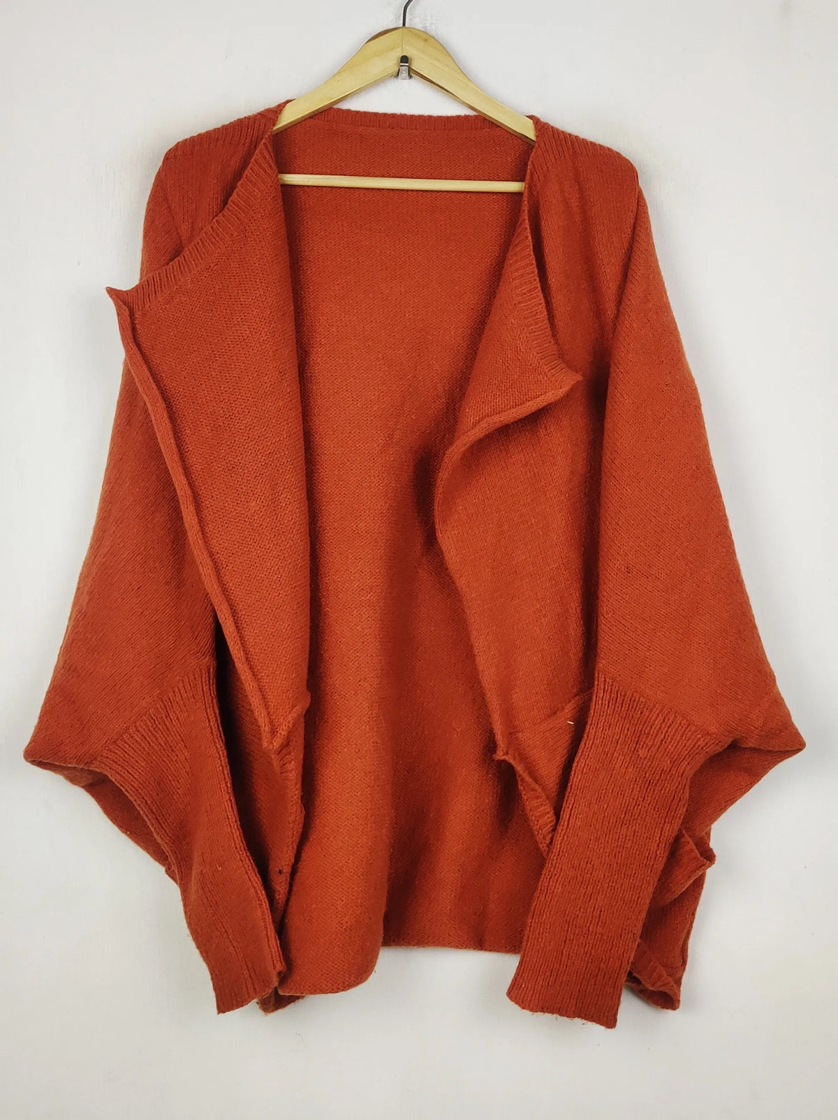 Buy online pre-used pre-loved 100% authentic & Original branded Shein (LS-17211) available in Pakistan. Top international brands avilable.