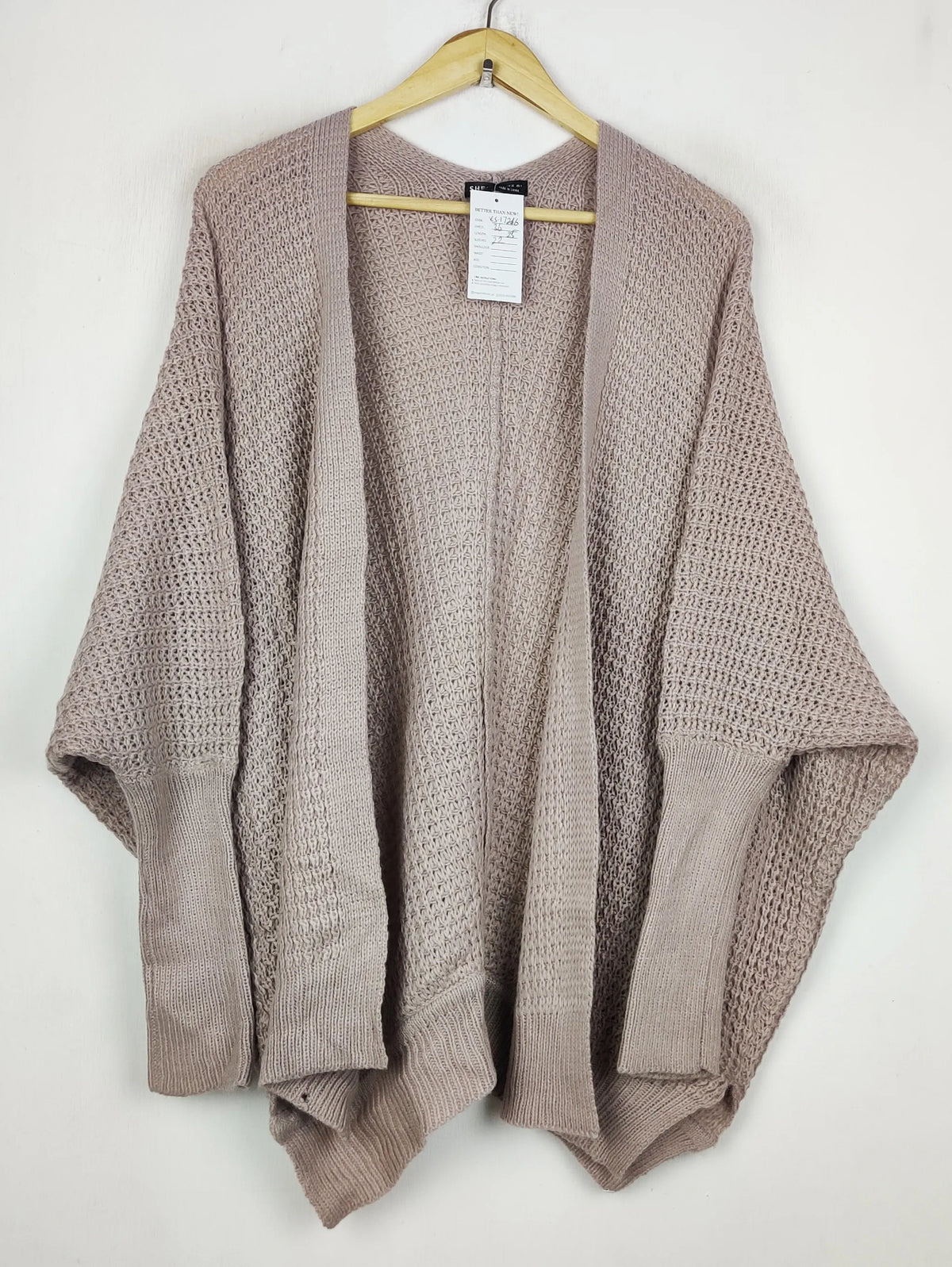 Buy online pre-used pre-loved 100% authentic & Original branded Shein (LS-17216) available in Pakistan. Top international brands avilable.