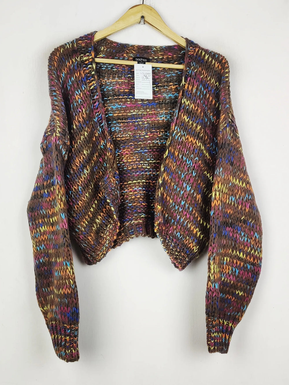 Buy online pre-used pre-loved 100% authentic & Original branded Boohoo (LS-17225) available in Pakistan. Top international brands avilable.