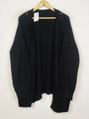 Buy online pre-used pre-loved 100% authentic & Original branded Shein (LS-17226) available in Pakistan. Top international brands avilable.