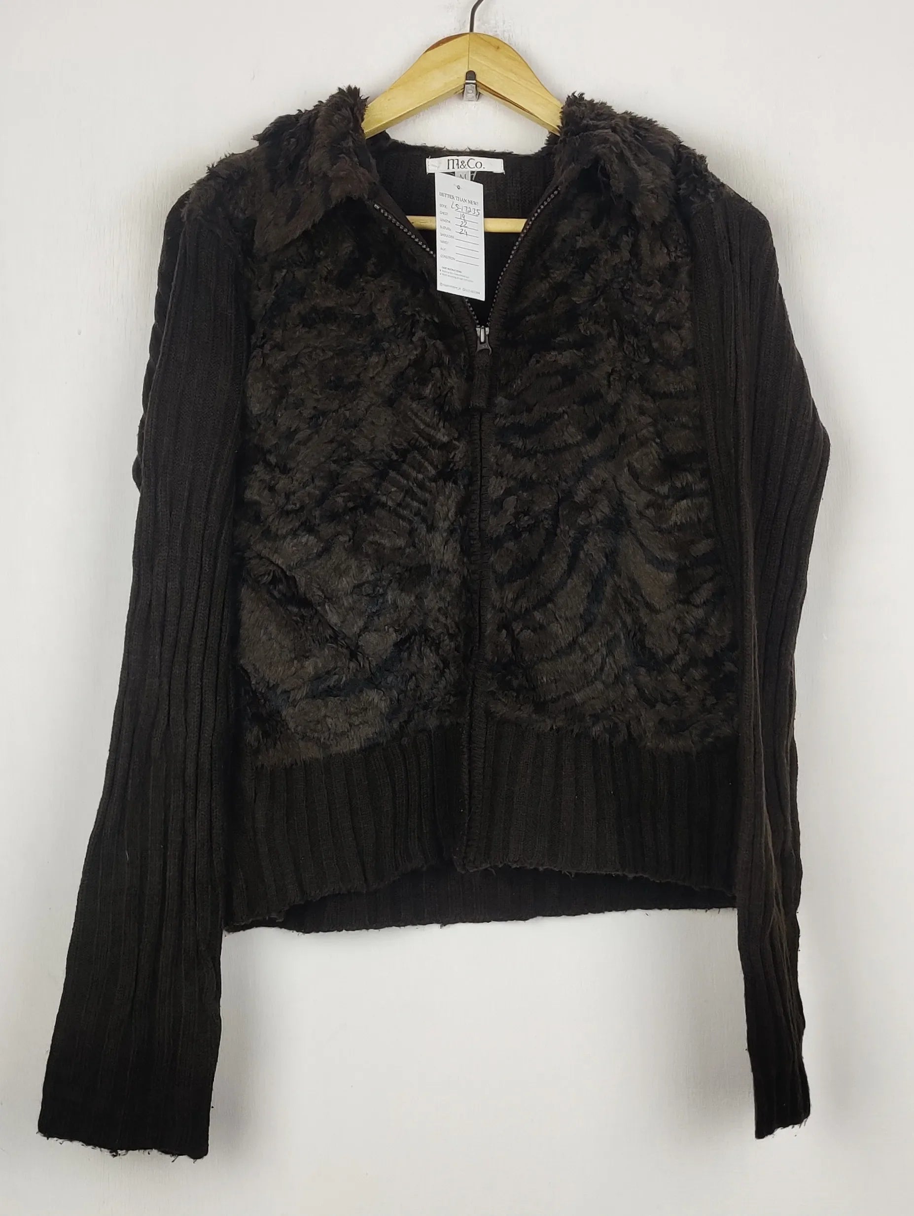 Buy online pre-used pre-loved 100% authentic & Original branded M&Co (LS-17235) available in Pakistan. Top international brands avilable.