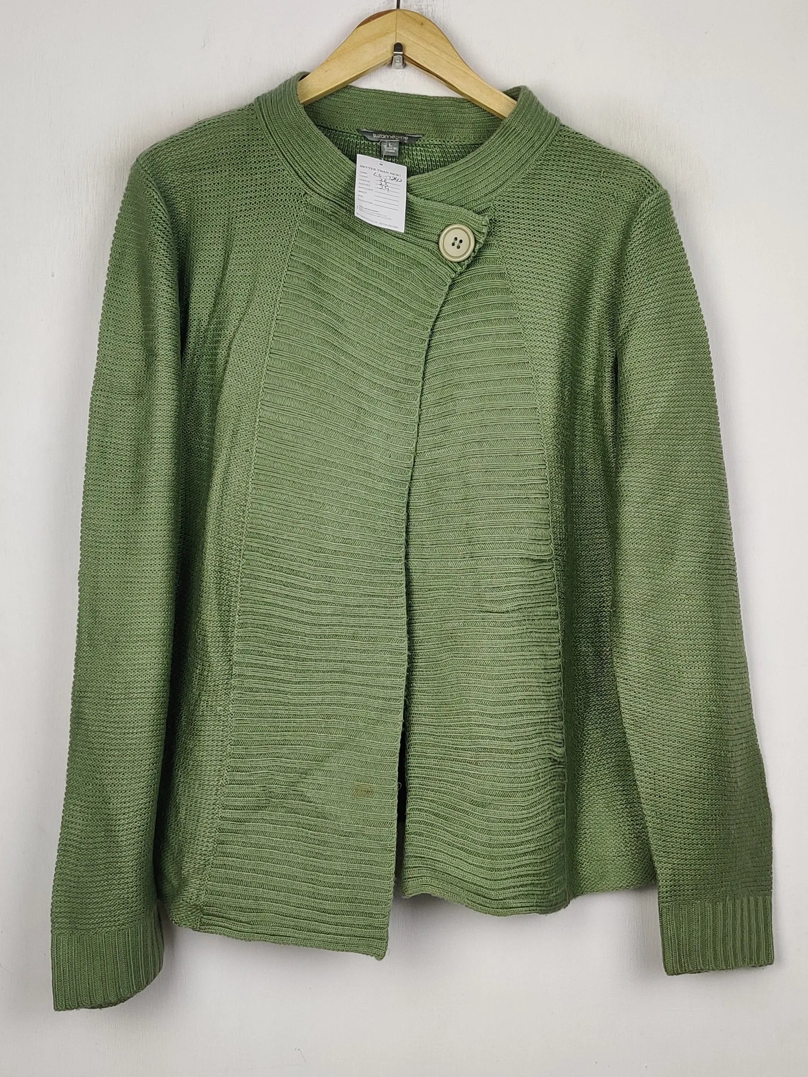 Buy online pre-used pre-loved 100% authentic & Original branded Suzannegrae (LS-17242) available in Pakistan. Top international brands avilable.