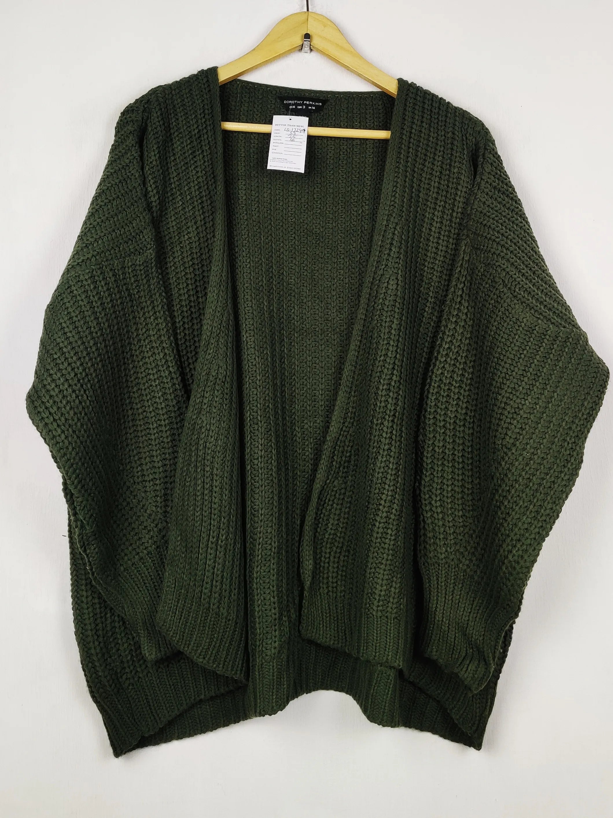 Buy online pre-used pre-loved 100% authentic & Original branded Dorothy Perkins (LS-17249) available in Pakistan. Top international brands avilable.