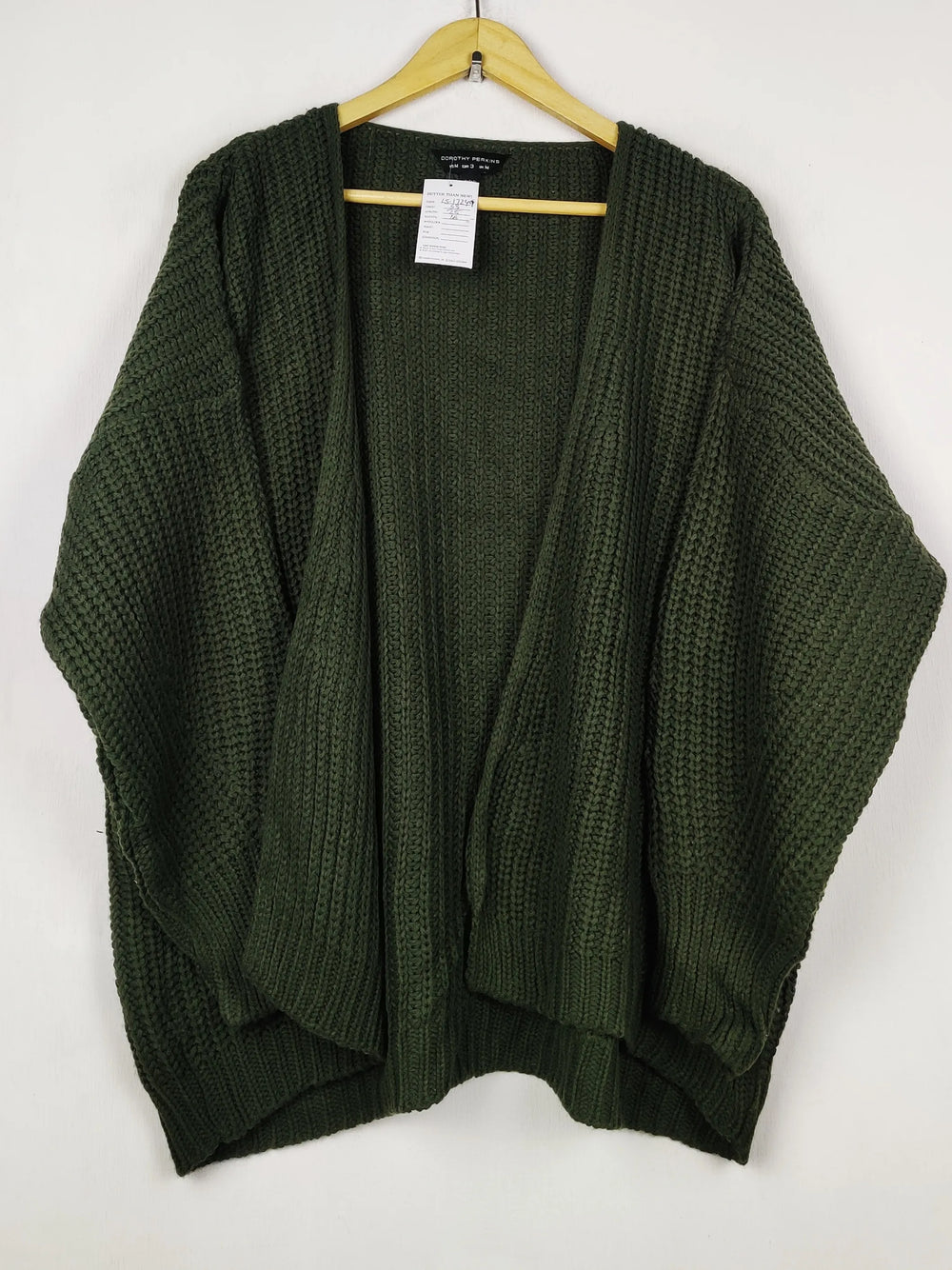 Buy online pre-used pre-loved 100% authentic & Original branded Dorothy Perkins (LS-17249) available in Pakistan. Top international brands avilable.