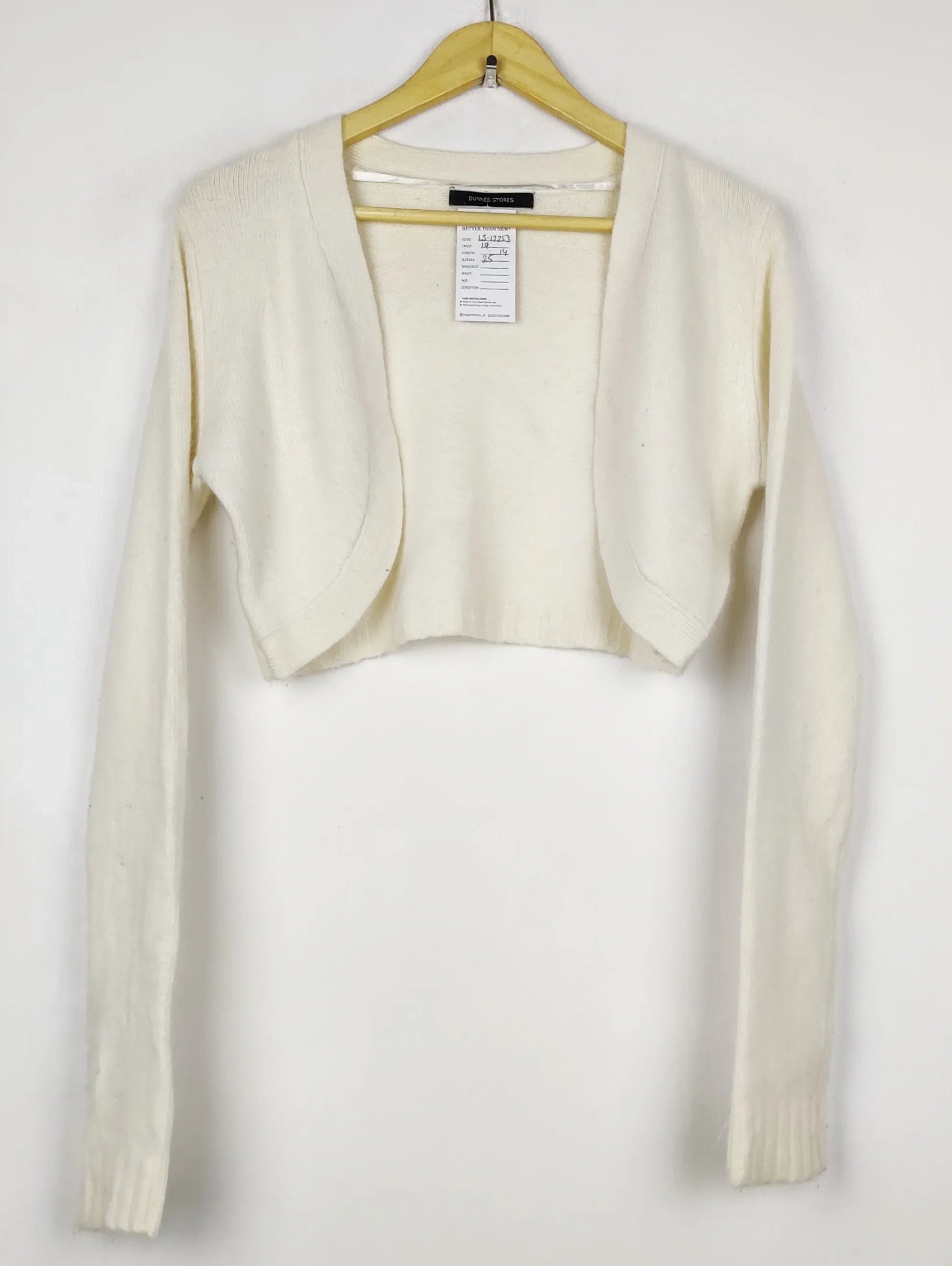 Buy online pre-used pre-loved 100% authentic & Original branded Dunnes Stores (LS-17253) available in Pakistan. Top international brands avilable.