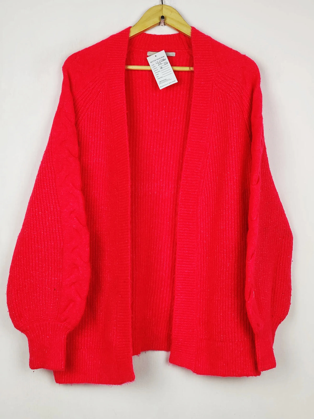 Buy online pre-used pre-loved 100% authentic & Original branded George (LS-17260) available in Pakistan. Top international brands avilable.