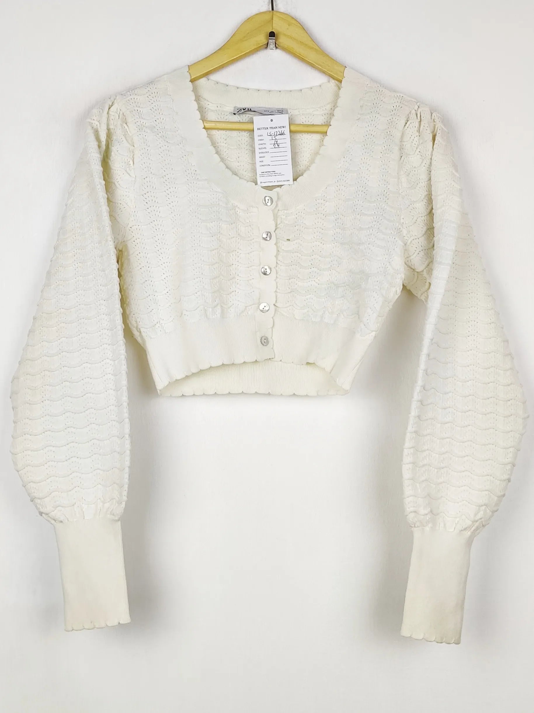 Buy online pre-used pre-loved 100% authentic & Original branded Zara (LS-17266) available in Pakistan. Top international brands avilable.