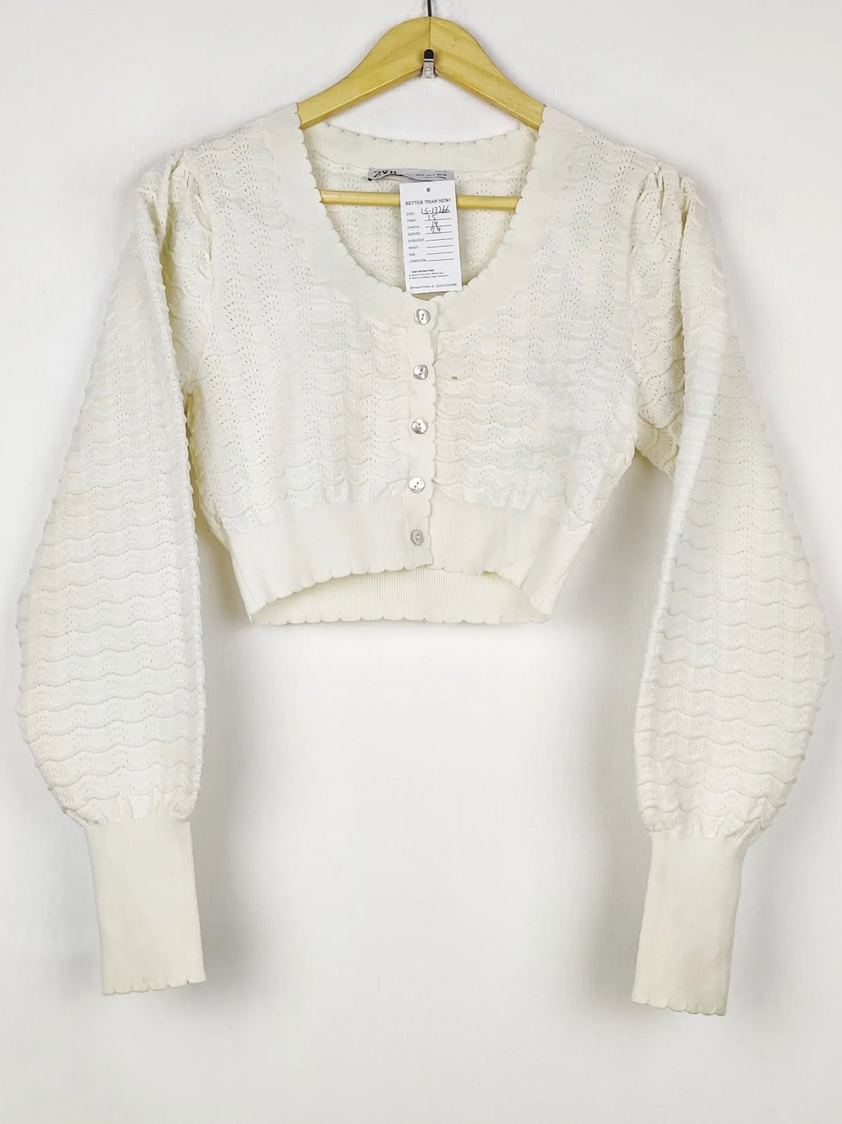 Buy online pre-used pre-loved 100% authentic & Original branded Zara (LS-17266) available in Pakistan. Top international brands avilable.