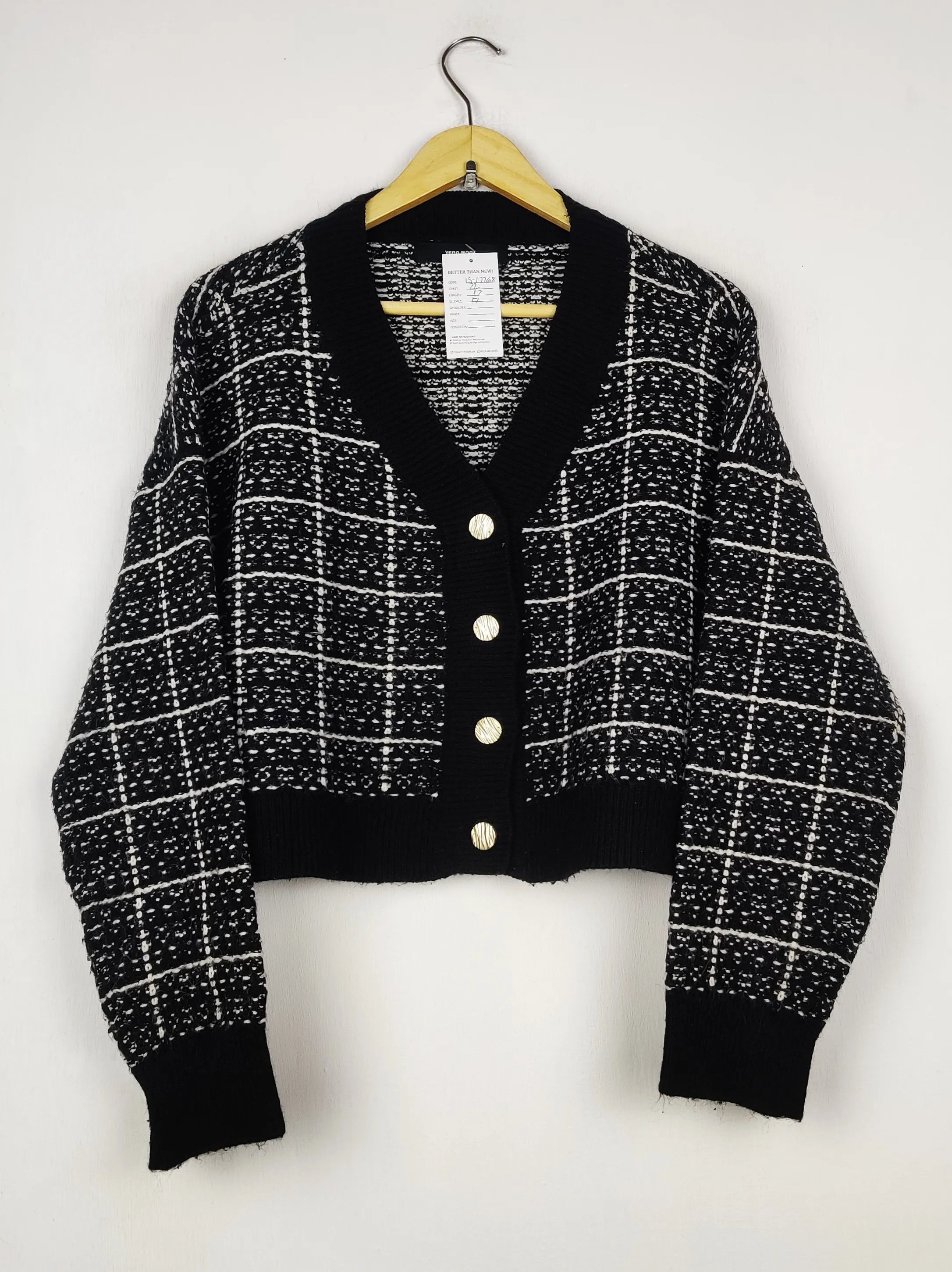 Buy online pre-used pre-loved 100% authentic & Original branded Vero Moda (LS-17268) available in Pakistan. Top international brands avilable.