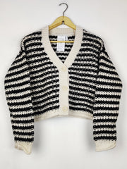 Buy online pre-used pre-loved 100% authentic & Original branded Zara (LS-17312) available in Pakistan. Top international brands avilable.