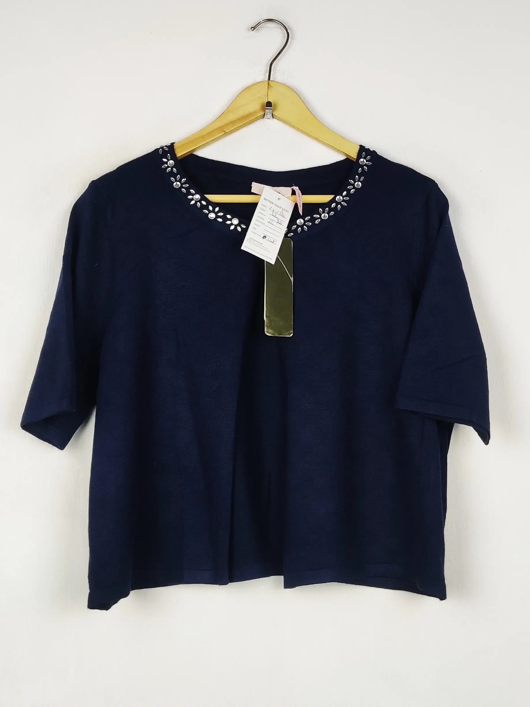 Buy online pre-used pre-loved 100% authentic & Original branded Millers (LS-17314) available in Pakistan. Top international brands avilable.