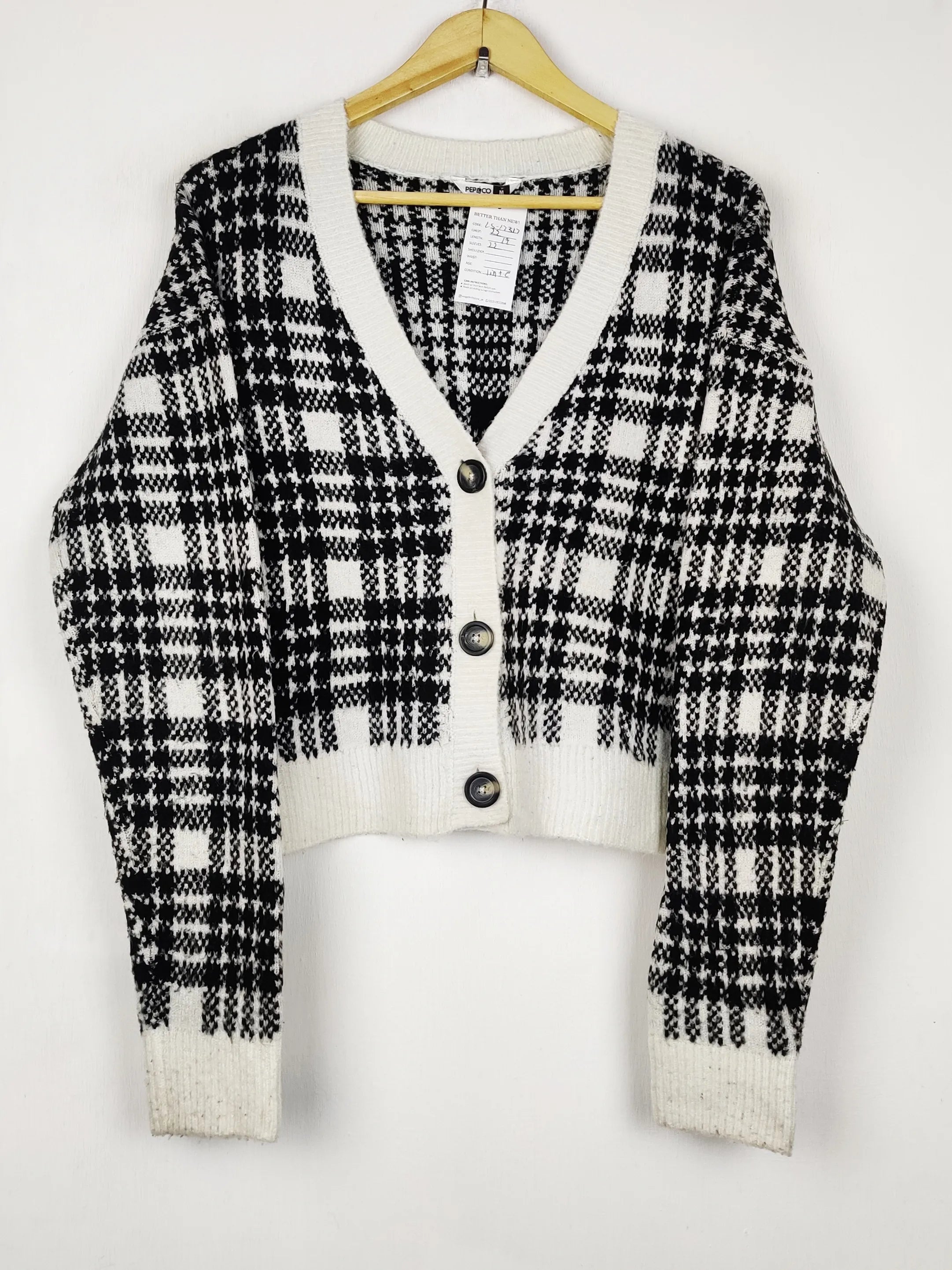 Buy online pre-used pre-loved 100% authentic & Original branded Pep&Co (LS-17317) available in Pakistan. Top international brands avilable.