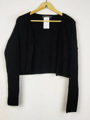 Buy online pre-used pre-loved 100% authentic & Original branded Primark (LS-17321) available in Pakistan. Top international brands avilable.