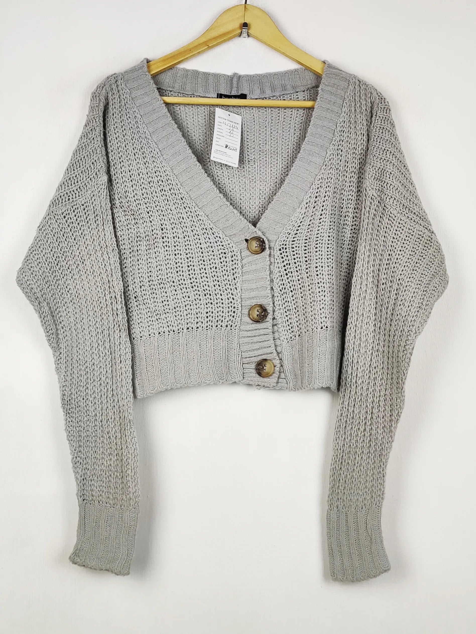 Buy online pre-used pre-loved 100% authentic & Original branded Boohoo (LS-17329) available in Pakistan. Top international brands avilable.