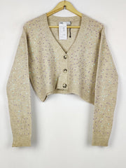 Buy online pre-used pre-loved 100% authentic & Original branded Zara (LS-17331) available in Pakistan. Top international brands avilable.