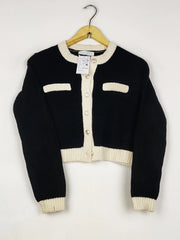 Buy online pre-used pre-loved 100% authentic & Original branded Primark (LS-17339) available in Pakistan. Top international brands avilable.