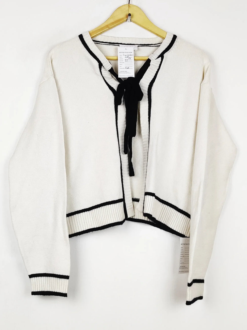 Buy online pre-used pre-loved 100% authentic & Original branded Savida (LS-17341) available in Pakistan. Top international brands avilable.