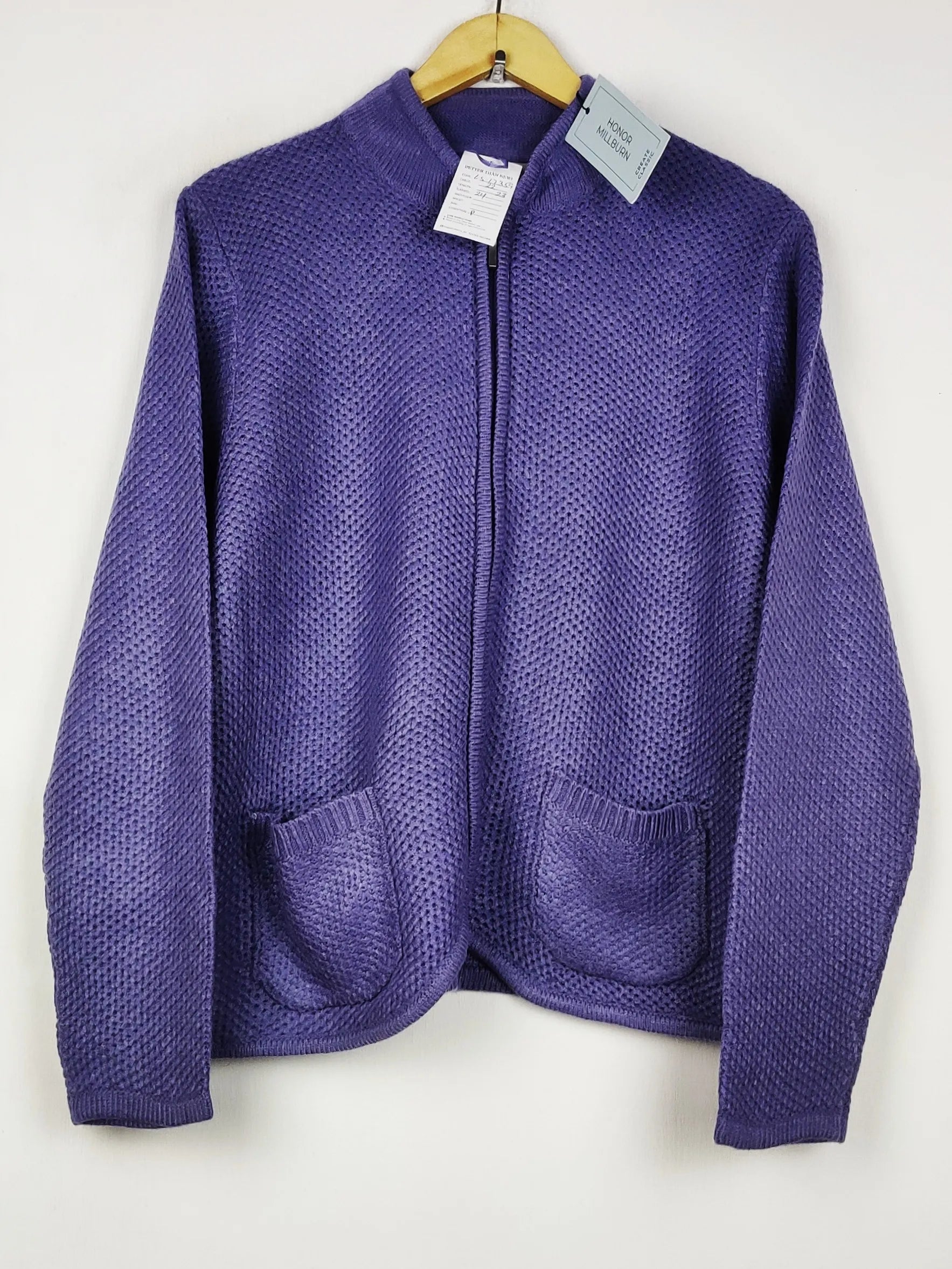 Buy online pre-used pre-loved 100% authentic & Original branded Honor Millburn (LS-17359) available in Pakistan. Top international brands avilable.