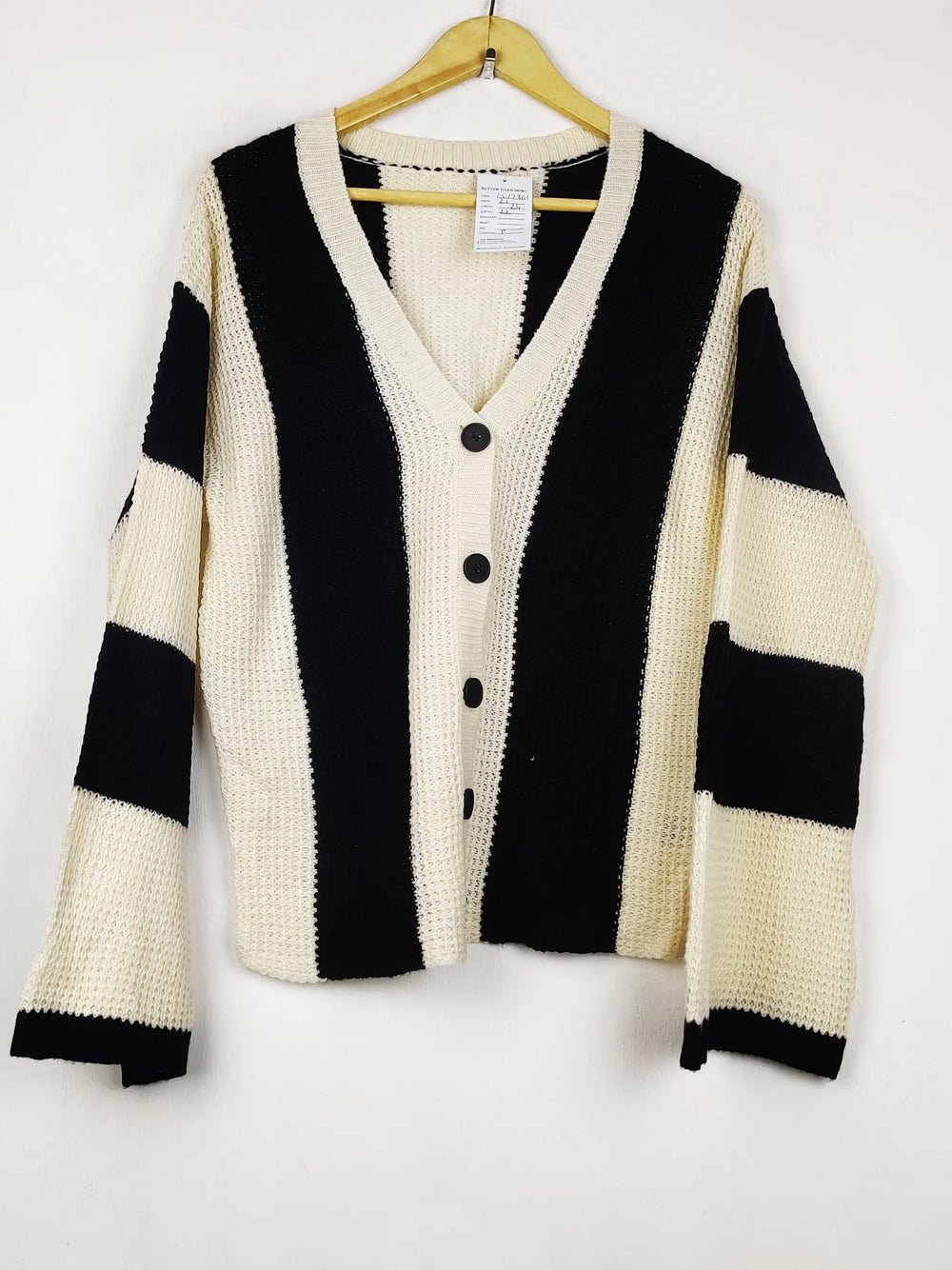 Buy online pre-used pre-loved 100% authentic & Original branded Shein (LS-17361) available in Pakistan. Top international brands avilable.