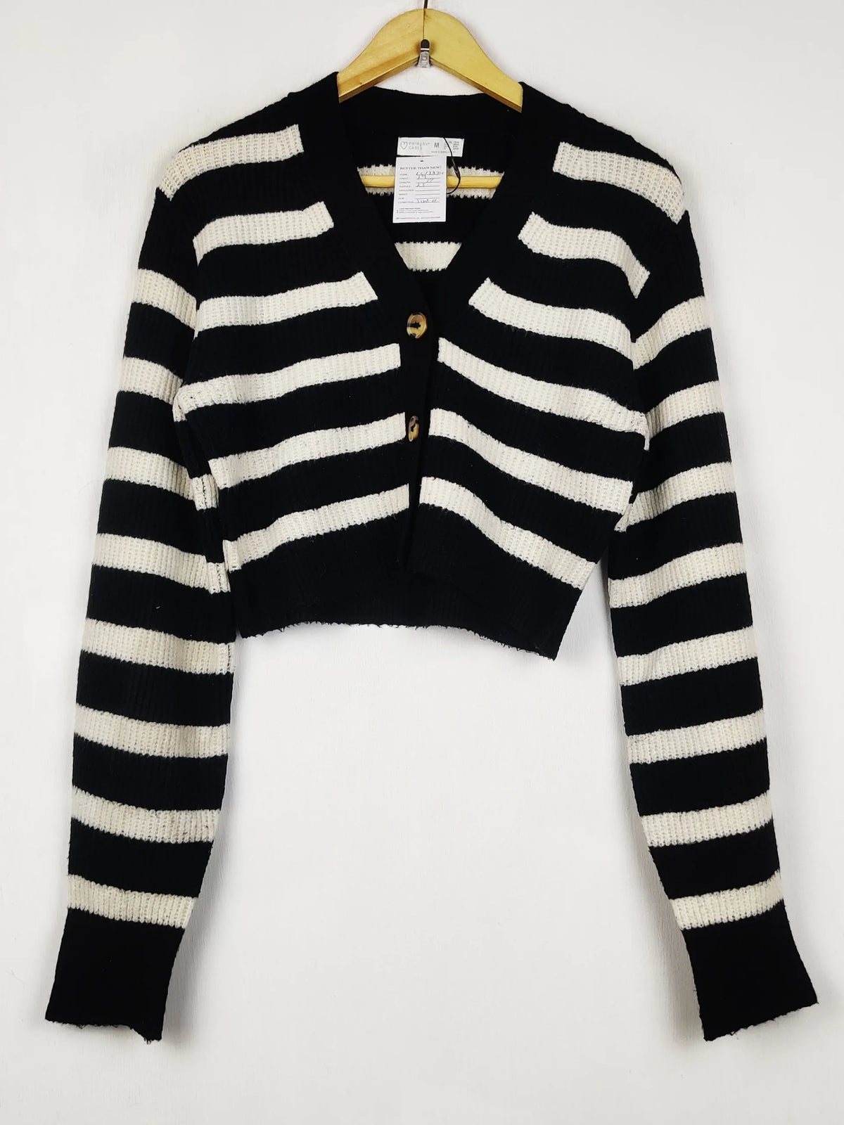 Buy online pre-used pre-loved 100% authentic & Original branded Primark (LS-17374) available in Pakistan. Top international brands avilable.