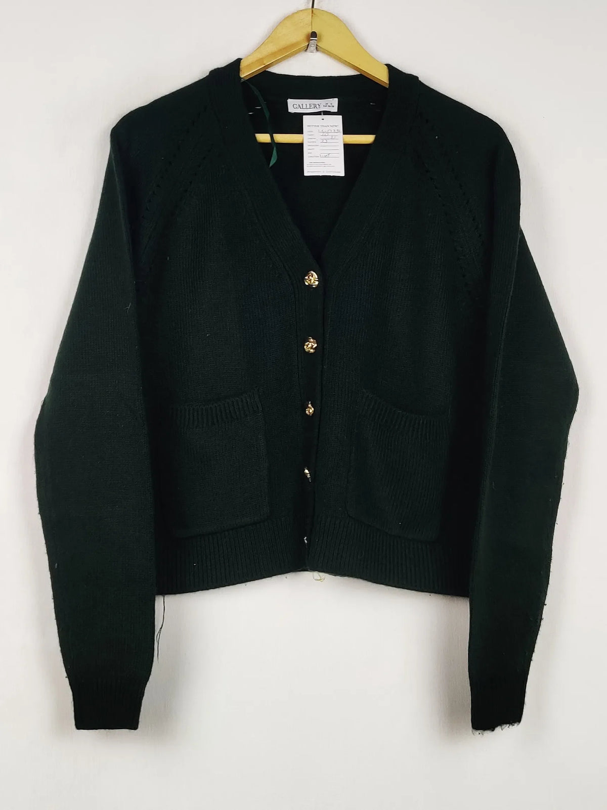 Buy online pre-used pre-loved 100% authentic & Original branded Gallery (LS-17386) available in Pakistan. Top international brands avilable.