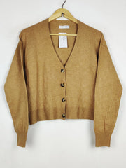 Buy online pre-used pre-loved 100% authentic & Original branded Primark (LS-17388) available in Pakistan. Top international brands avilable.