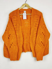 Buy online pre-used pre-loved 100% authentic & Original branded River Island (LS-17403) available in Pakistan. Top international brands avilable.