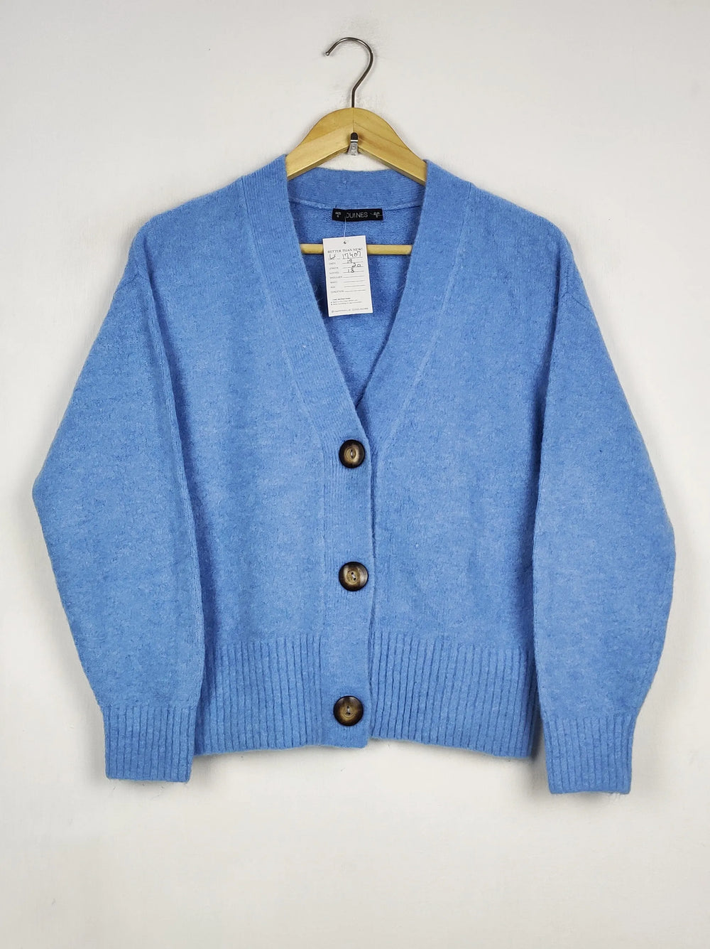 Buy online pre-used pre-loved 100% authentic & Original branded Dunnes Stores (LS-17407) available in Pakistan. Top international brands avilable.